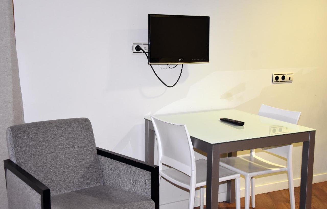Hotel Y Apartamentos Snoe איסאבה מראה חיצוני תמונה