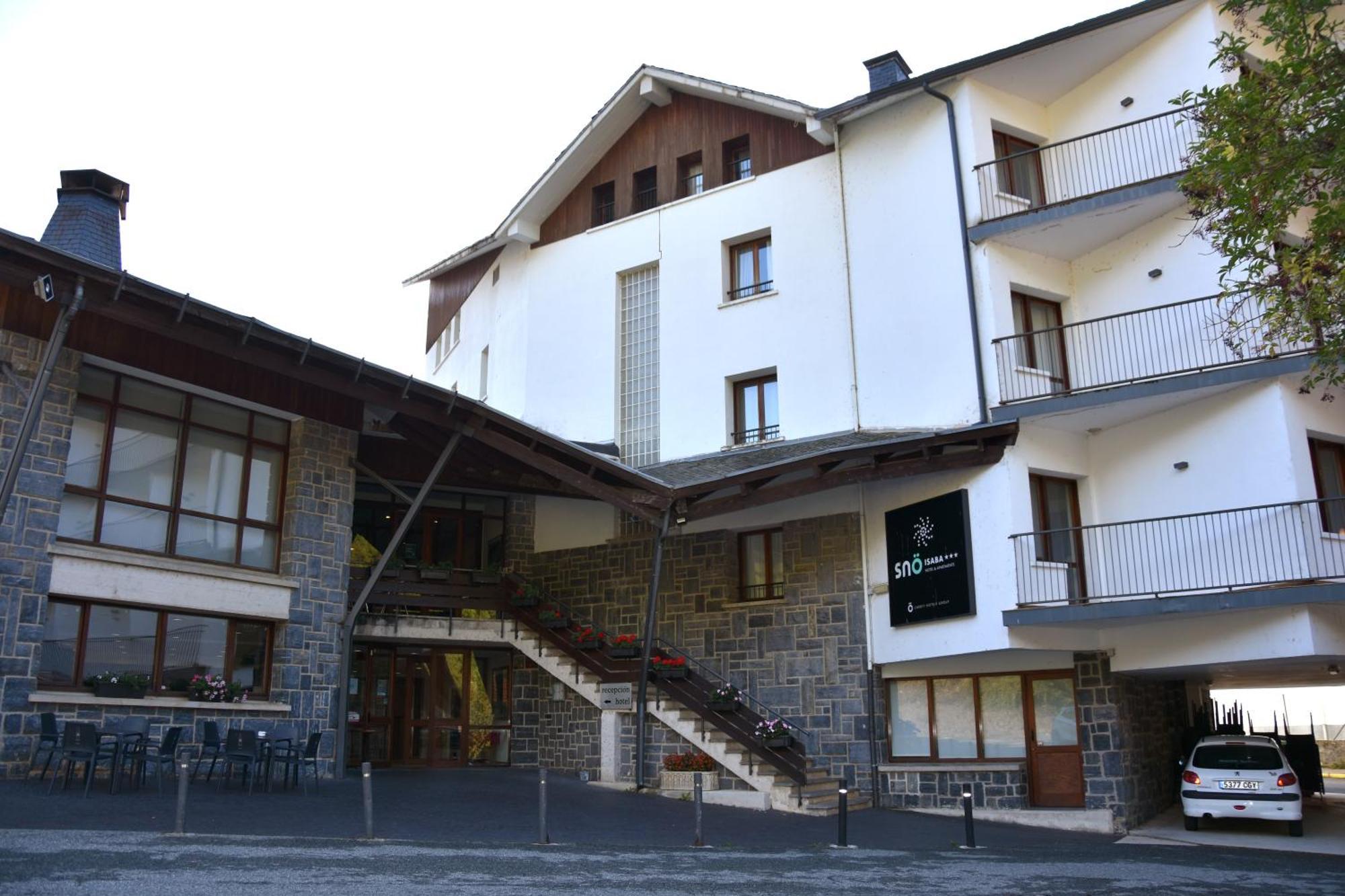 Hotel Y Apartamentos Snoe איסאבה מראה חיצוני תמונה