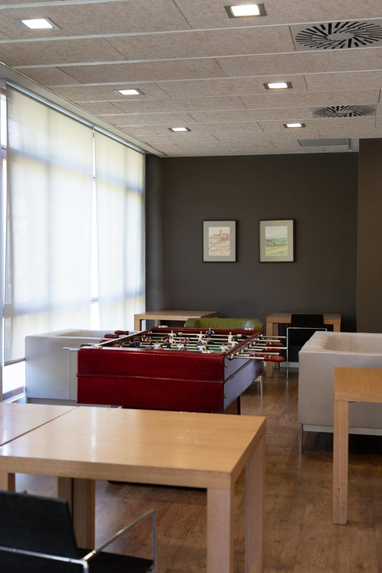 Hotel Y Apartamentos Snoe איסאבה מראה חיצוני תמונה