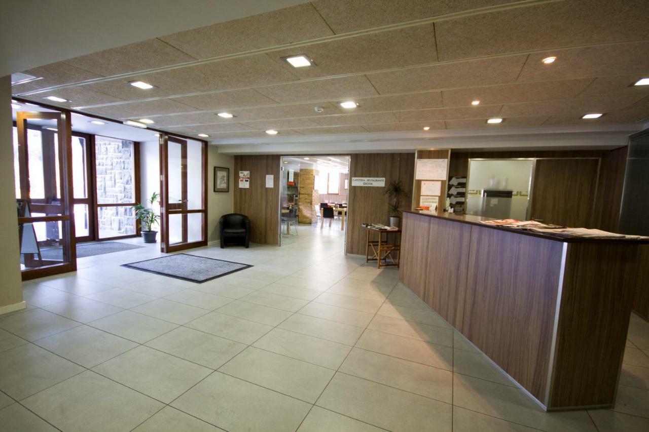 Hotel Y Apartamentos Snoe איסאבה מראה חיצוני תמונה